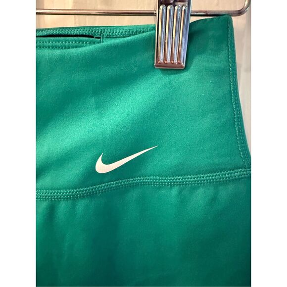 Nike Kelly Green Dri-Fit 6” Athletic Shorts sz XS NWOT - Picture 2 of 6
